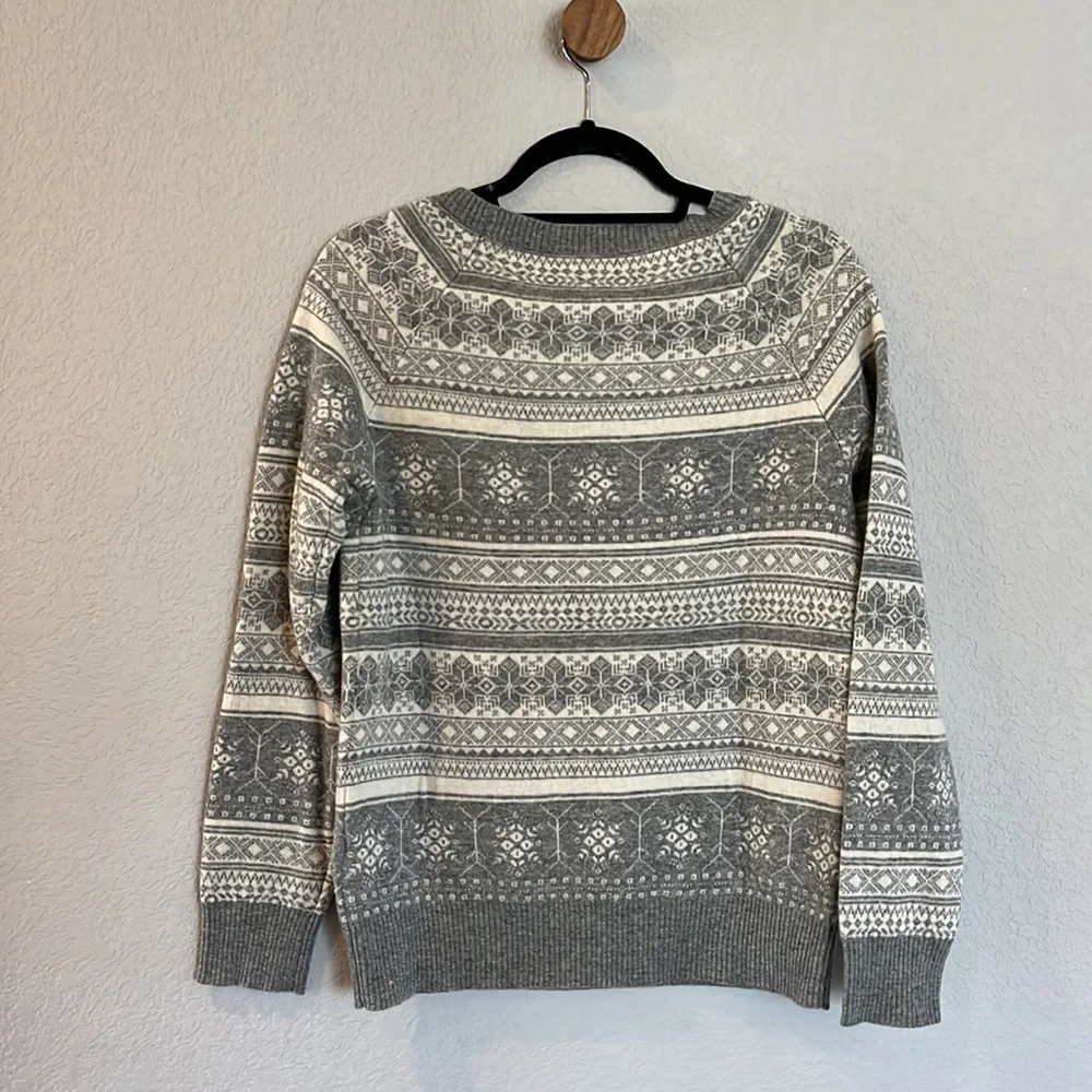 J.Crew. S. Gray and cream design. Like new